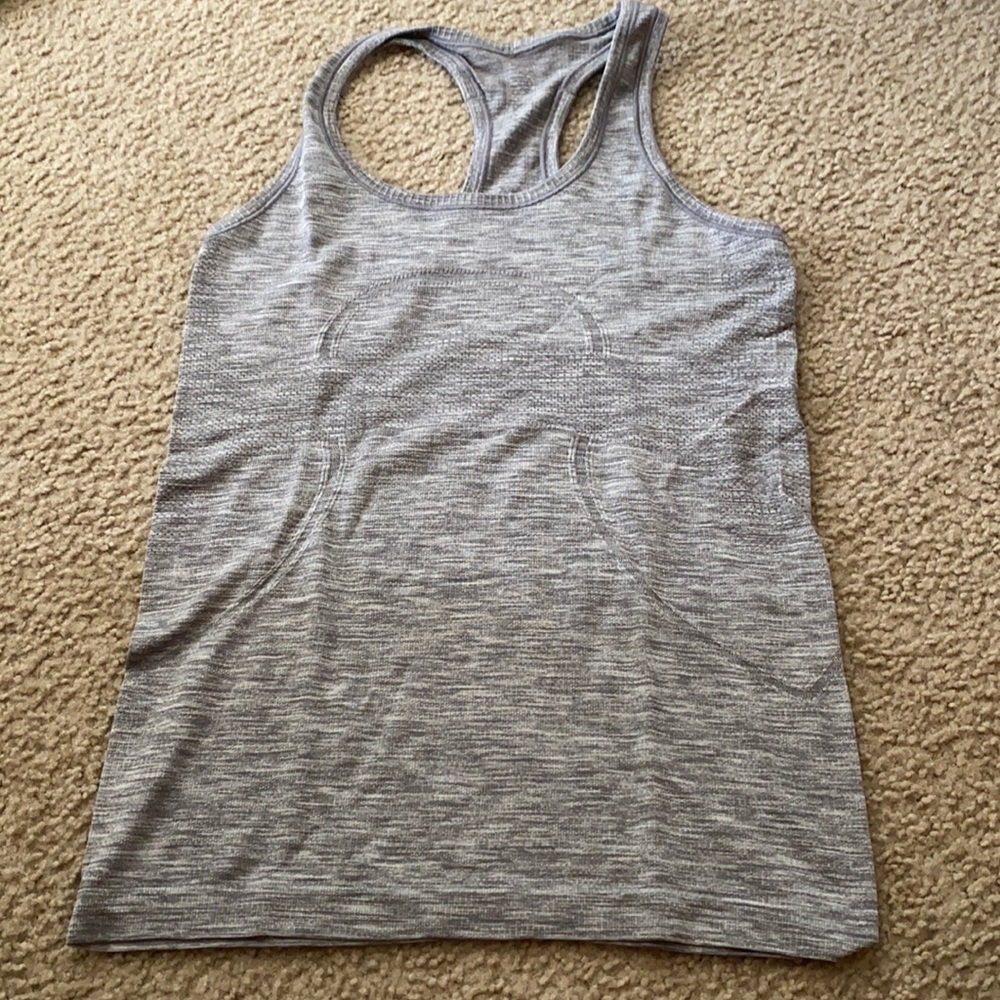 Gray tank top lululemon size S